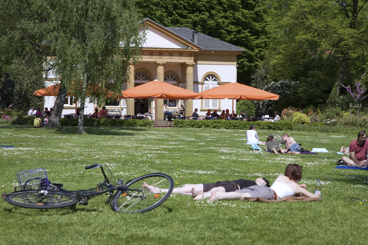 Sonntag bei Traumwetter im Park