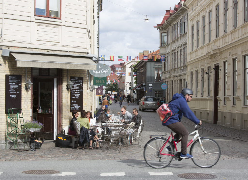 Straßencafe im Altstadtviertel Haga in Göteborg